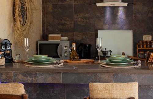 Cite El Habib Apartamento | Cozy Studio with Rooftop Terrace & Cityscape Views