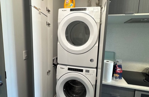 Midtown Sacramento Apartamento | Cozy studio with WiFi, AC, fitness room in lovely midtown of Sacramento.