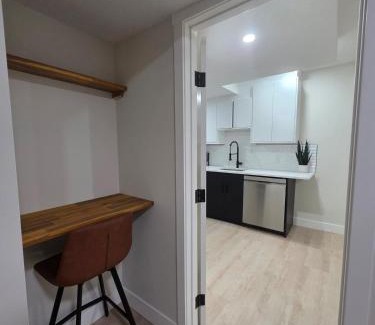 Regina Apartamento | Cozy & Stylish 1BR Suite