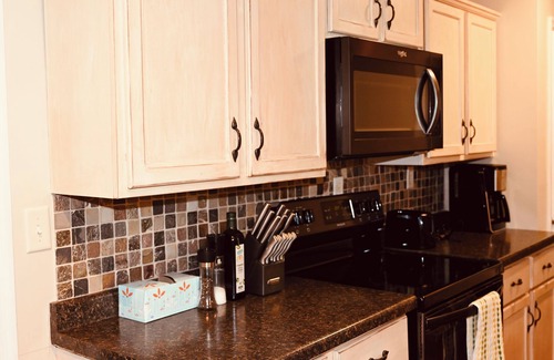 Decatur Casa | Cozy, stylish spot with great amenities—walk to food, shops & 15 min DEC airport