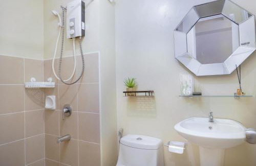 Poblacion District Apartamento | Cozy Suite with City View Near Roxas Night Market