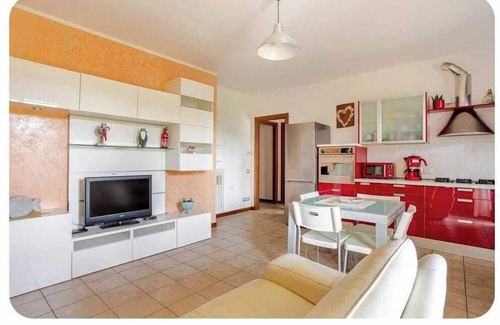 Viserba Apartamento | Tres habitaciones acogedoras habitaciones, terraza-Parcking- WI-FI minutos a pie del mar