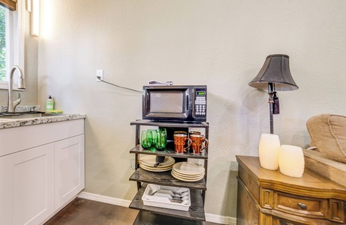 Meridian Apartamento | Cozy Tiny Home: 1 Mi to The Village at Meridian