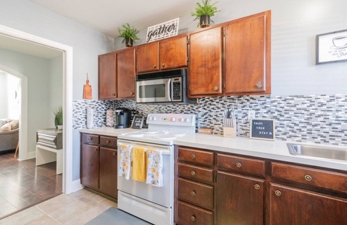 Mint Hill Casa | Cozy Townhome - 10 Minutes From Downtown Charlotte