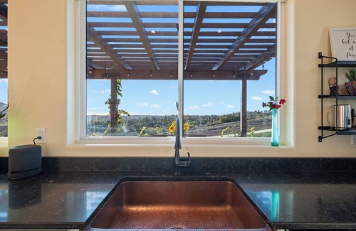 Vista Villa | Cozy Tuscan Villa in Pastoral Landscape of Vista