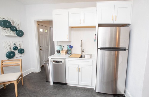 Tipp City Casa | Cozy Two-Bedroom Bungalow with New Kitchen