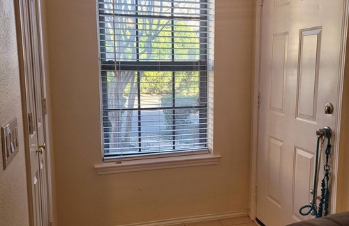 South Arlington Condominio | Cozy Two bedroom Condo with AC and WiFi in enjoyable Arlington