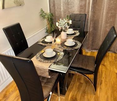 East Wickham Casa | Cozy Two Bedroom in Welling