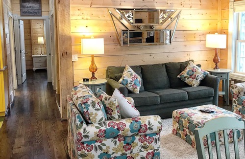 Fennville Cabaña | Acogedora casa de campo única a pocos minutos de Saugatuck