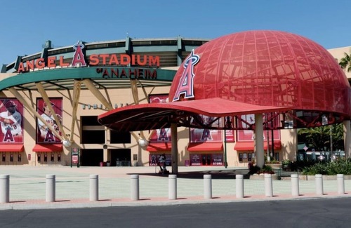 Platinum Triangle Condominio | Cozy upscale 1Br Near Disneyland & Angel Stadium