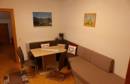 Neustift Im Stubaital Apartamento | Acogedor apartamento en Neustift con entrada gratuita a la piscina.