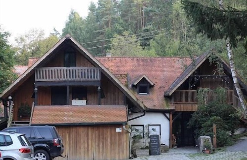 Neunburg vorm Wald Apartamento | Cozy vacation apartment for 4 people
