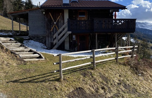 Distelberg Casa | Cozy vacation cabin with a magnificent view
