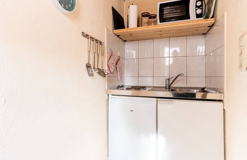 Lubkow Casa | Cozy vacation bungalow near Binz with terrace, barbecue & large property