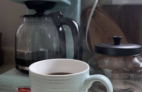 Creemore Casa | Cozy Vacation home on the River in Creemore