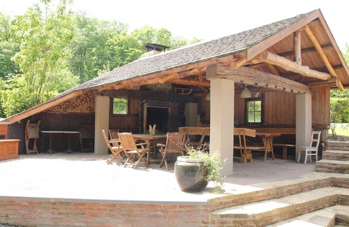 Aye Villa | Acogedora villa en Marche-en-Famenne con piscina privada