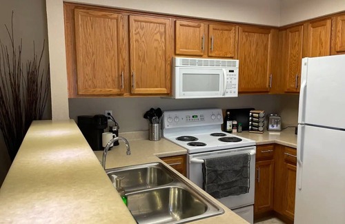 Roosevelt Condominio | Cozy Villa near CRMC & Downtown