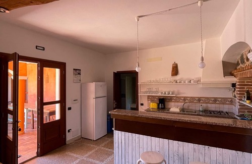 Orosei Casa | Villa Pedduzza, antigua casa con patio para 10 personas, zona tranquila, relaxxxxx