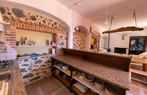 Orosei Casa | Villa Pedduzza, antigua casa con patio para 10 personas, zona tranquila, relaxxxxx