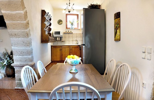 Tzitzifes Villa | COZY VILLA ZOI