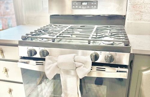 Downtown Harrisburg Apartamento | Cozy waterfront 2BR/3 Beds w./ Modern meets Historical Charm/Chic