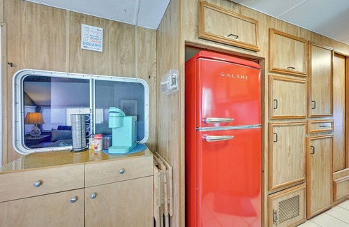 Yuma Cabaña | Cozy Yuma Vacation Rental w/ Resort Amenities!