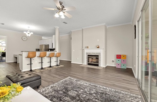 Northside Casa | CozySpacious4BD@Lakeview