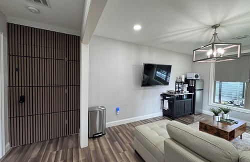 Greater East End Apartamento | CozyStay EADO Apartment