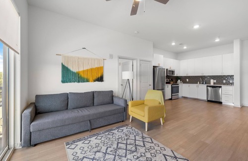 Downtown Louisville Apartamento | CozySuites at Nulu