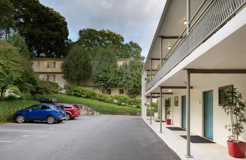 Brookwood Apartamento | CPF Safe Studio Near Piedmont Hospital Perfect for Travel Nurses