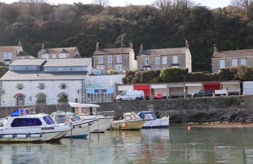 Porthleven Casa | Crab Pot Cottage