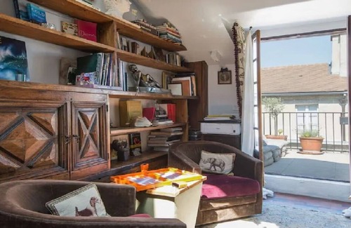 Les Iles Casa | Cradle of French Luxury Ile ST-Louis 400yr old rooftop vintage gem