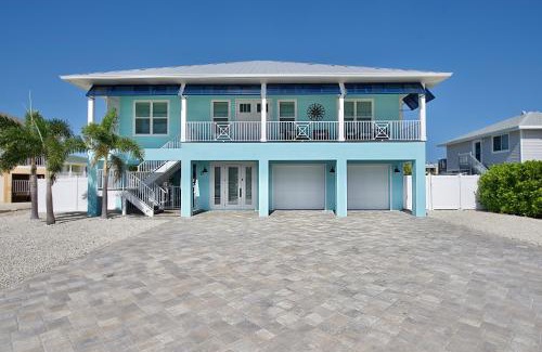 Mid Island Casa | Crains Perch by Sun Palace Vacations