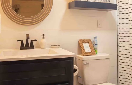 Crane Hill Cabina | Crane Hollow~A Delightful, Cozy Smith Lake Retreat