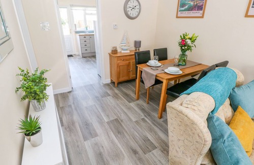 Hundleton Apartamento | CASA CRANFORD, admite mascotas, con un jardín en Pembroke, Ref 998100