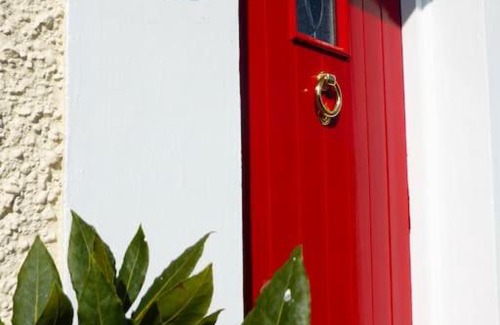 Portrush Casa | Crayfish Cottage 5 mins to the beach! Autumn and Xmas stays booking now