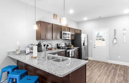 Clarksville Casa | Crazed Farmhouse Themed Condo