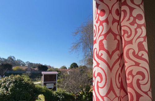 Callender Casa | Creative & Colorful home with pizza oven. 2 miles to beach! SLO nearby too.