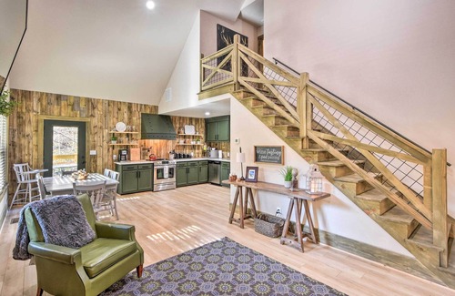 Williamstown Casa | ¡NUEVO! ¡Retiro de artesanos de Creekside en North GA Mtns!