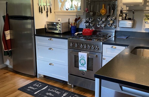 Seal Cove Casa | Cregboy Cottage: A Cozy Retreat Near Acadia NP