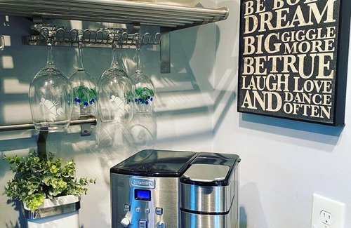 Seal Cove Casa | Cregboy Cottage: A Cozy Retreat Near Acadia NP