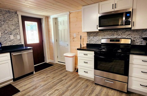 McArthur Casa | Creola Cottage - private land close to outdoor activities