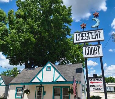 Downtown Branson Hotel | Crescent Court