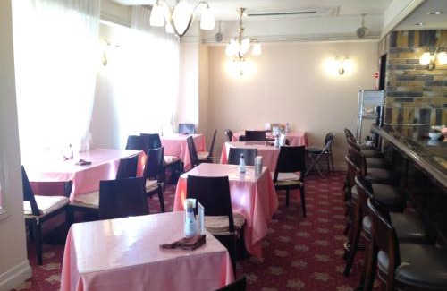 Taira Hotel | Creston Hotel