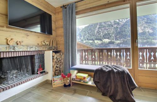 Champery Apartamento | Cretes 15, Chimney And Terrace