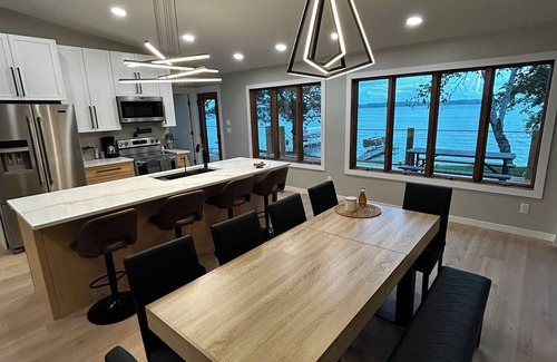 Ottertail Casa | Crimson Beach Retreat- Family friendly beach get away on clear Buchanan Lake!