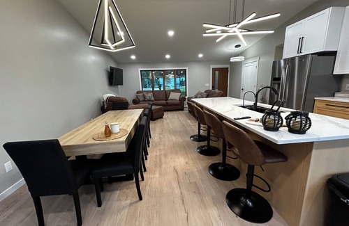 Ottertail Casa | Crimson Beach Retreat- Family friendly beach get away on clear Buchanan Lake!