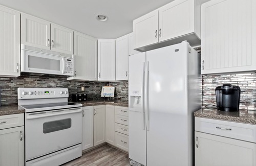 Crisfield Condominio | Crisfield Penthouse Retreat with Amazing Water Views!