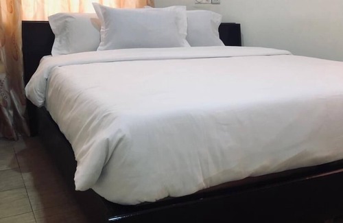 Sekondi-Takoradi Hotel | Crislord Palace Hotel