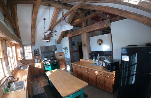 Ilion Casa | Cristman Barn & Events - 12k sqft barn Conversion - Sleeps 30
